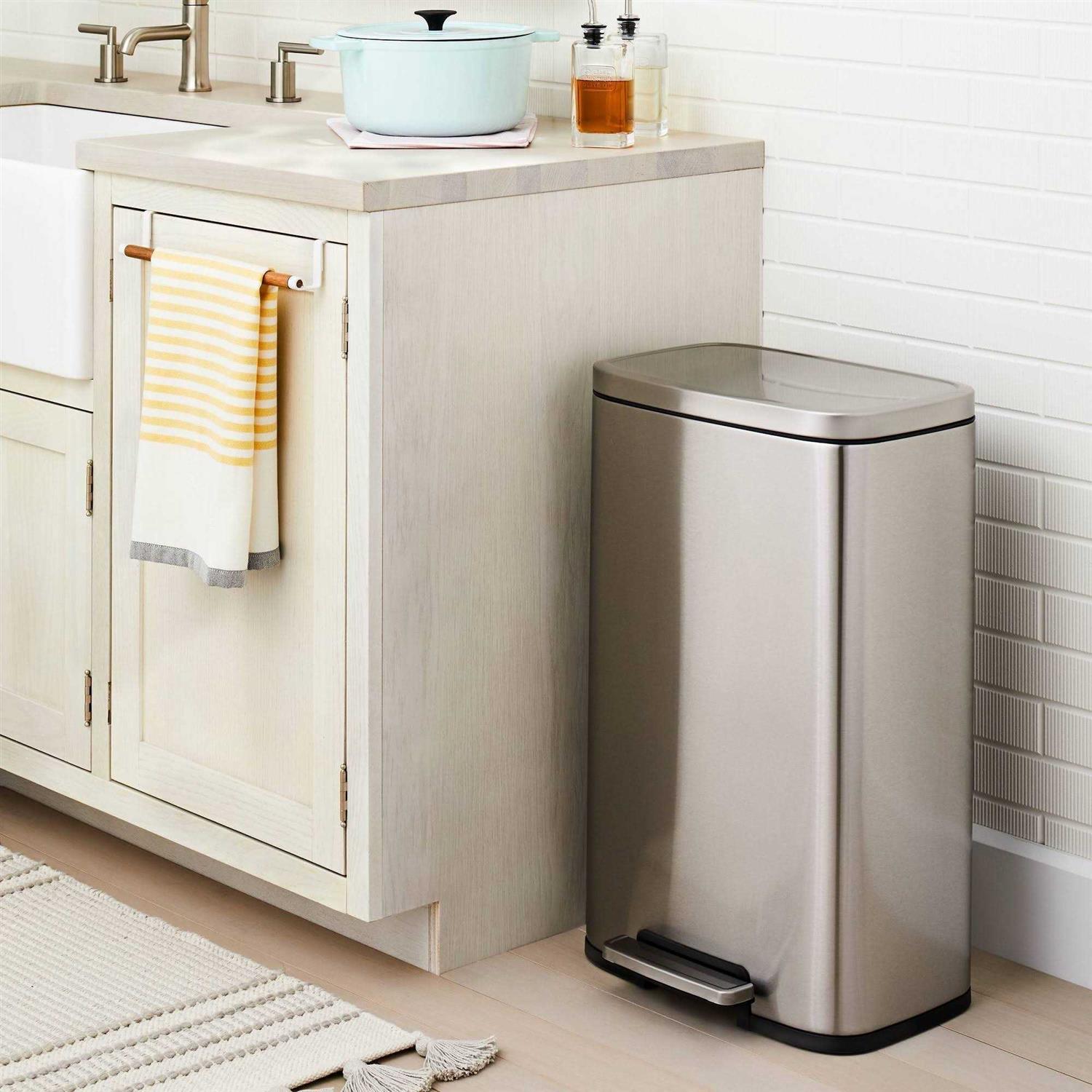 Brightroom 45L Step Trash Can - Image 4