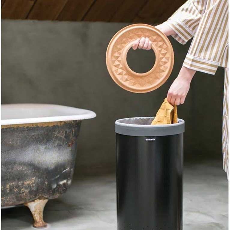 Brabantia Laundry Hamper Lid - Image 4