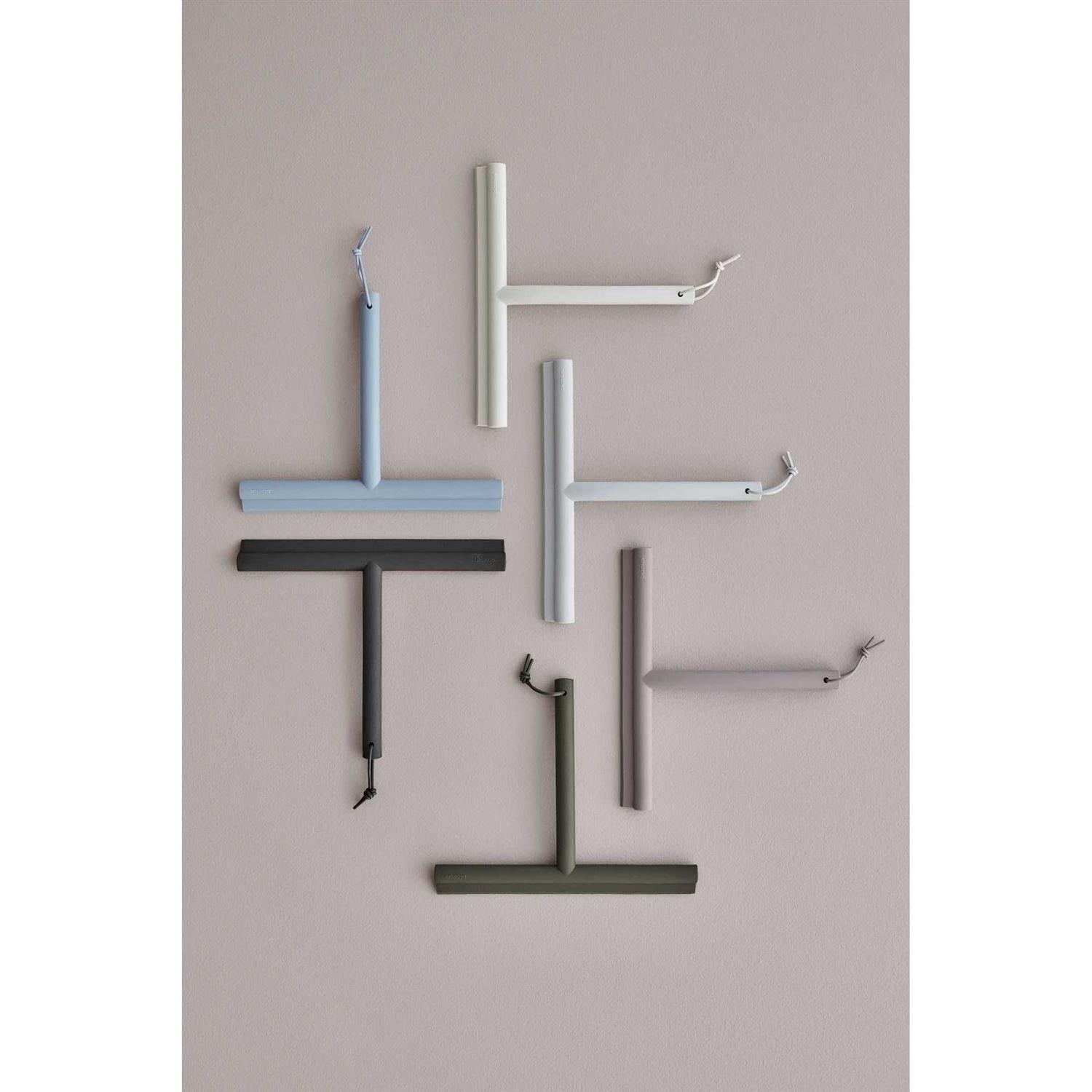 Blomus Vipo Shower Squeegee - Image 3