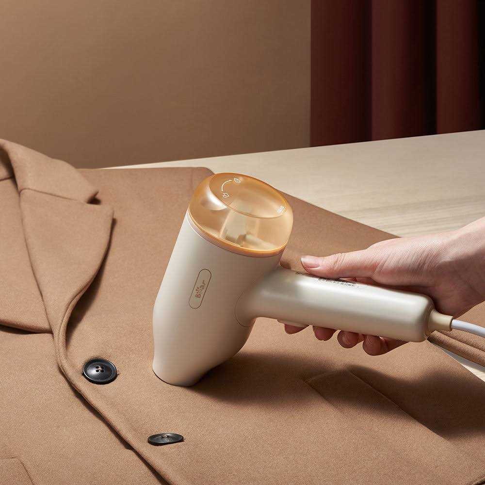 Bar III Bear Handheld Travel Steamer for Clothes 10 Second Portable Garment Steamer - Image 5