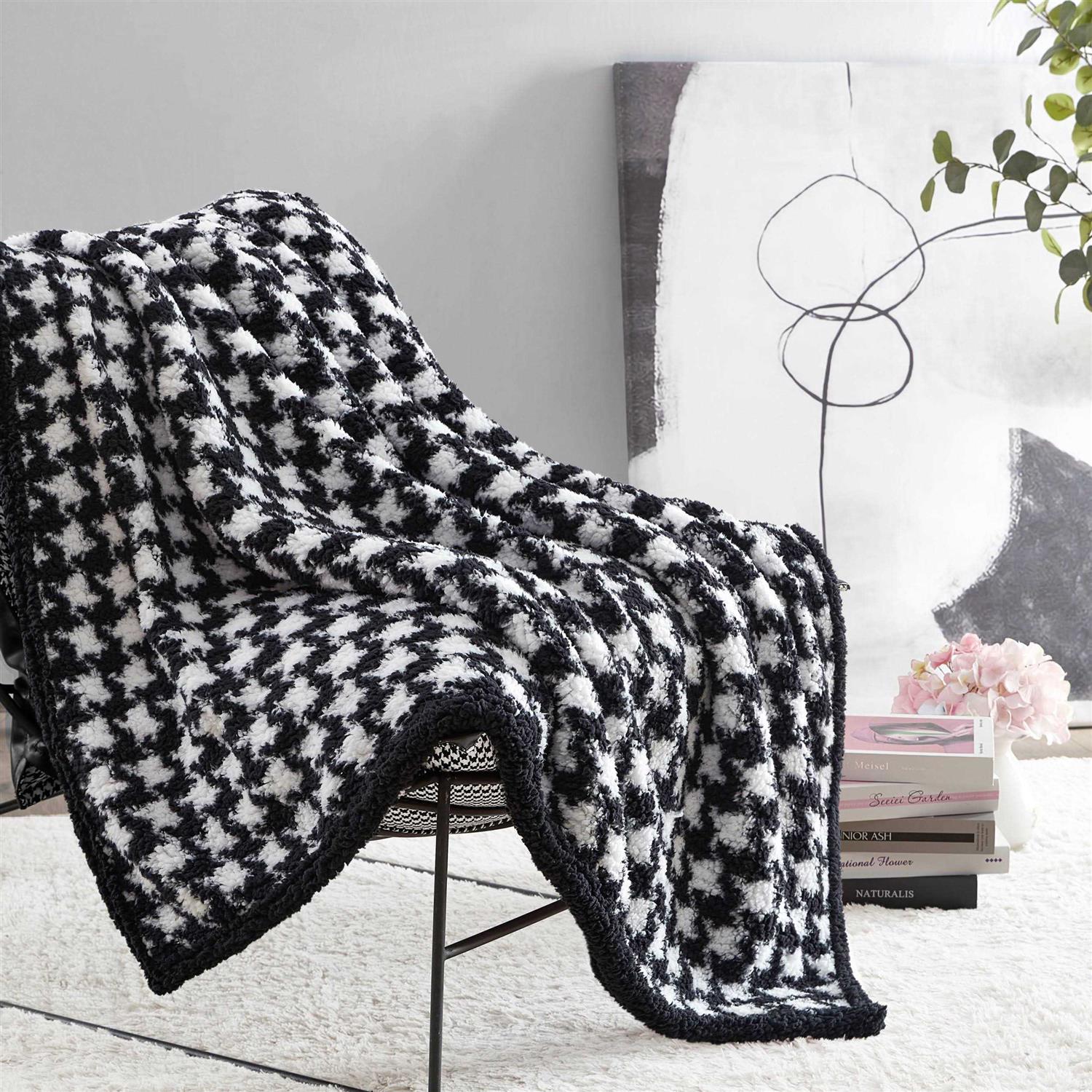 Betsey Johnson Houndstooth Sherpa - Image 3