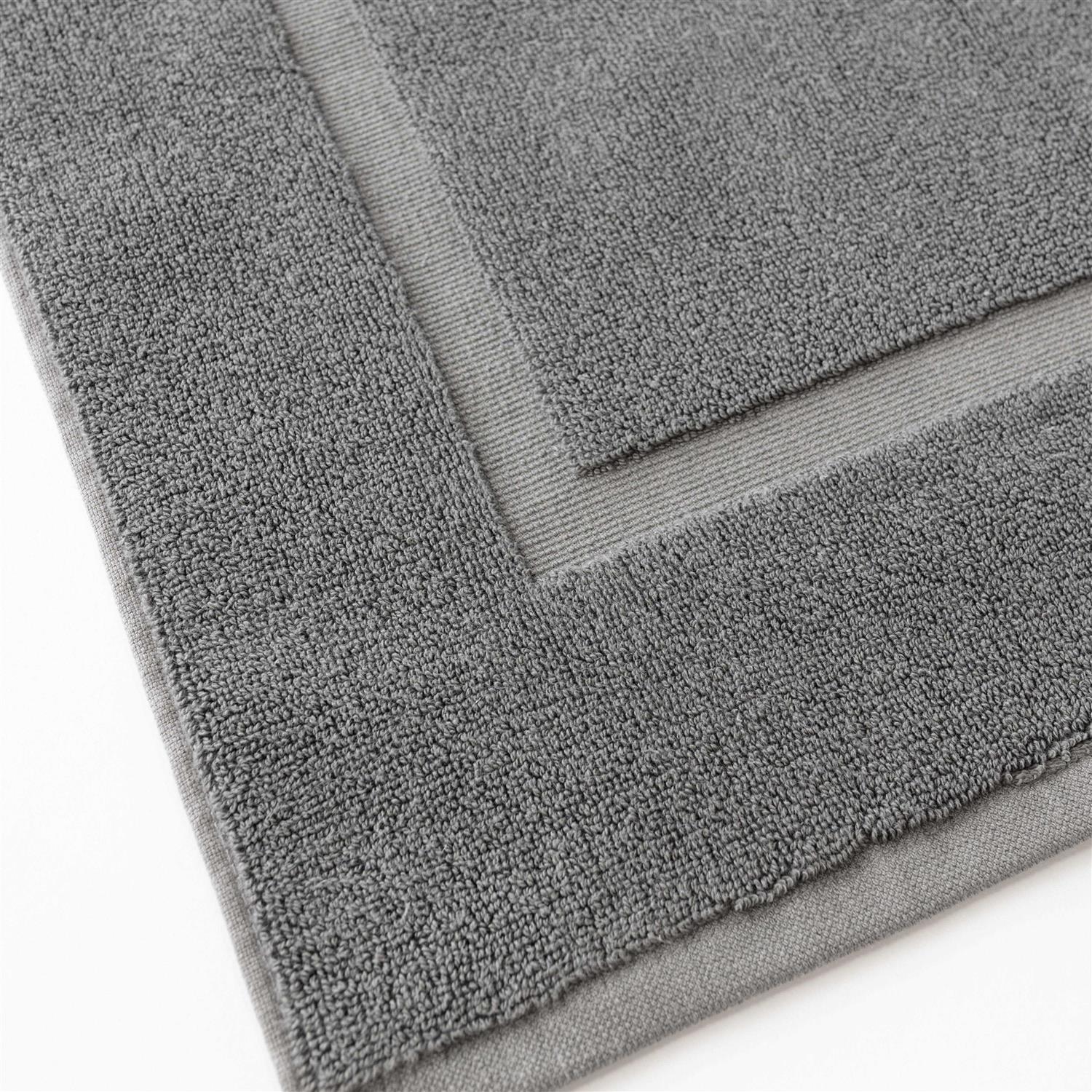 Cozy Earth Premium Plush Bath Mat - Image 4