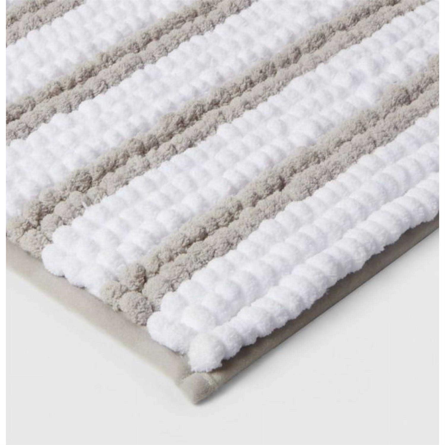 Room Essentials 17x24 Chunky Chenille Memory Foam Bath Rug - Image 5