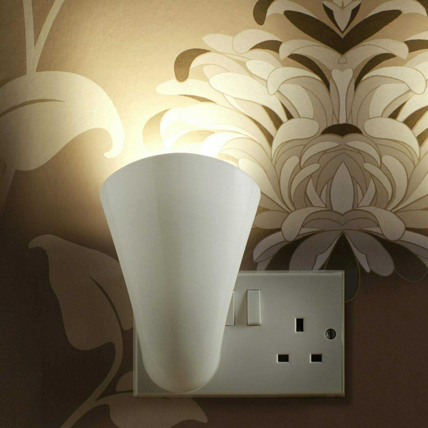 auraglow Plugin GU10 Spotlight Uplighter Wall Sconce Wash Light Plug Socket outlet Uplight Lamp *no led bulb included* - Image 3