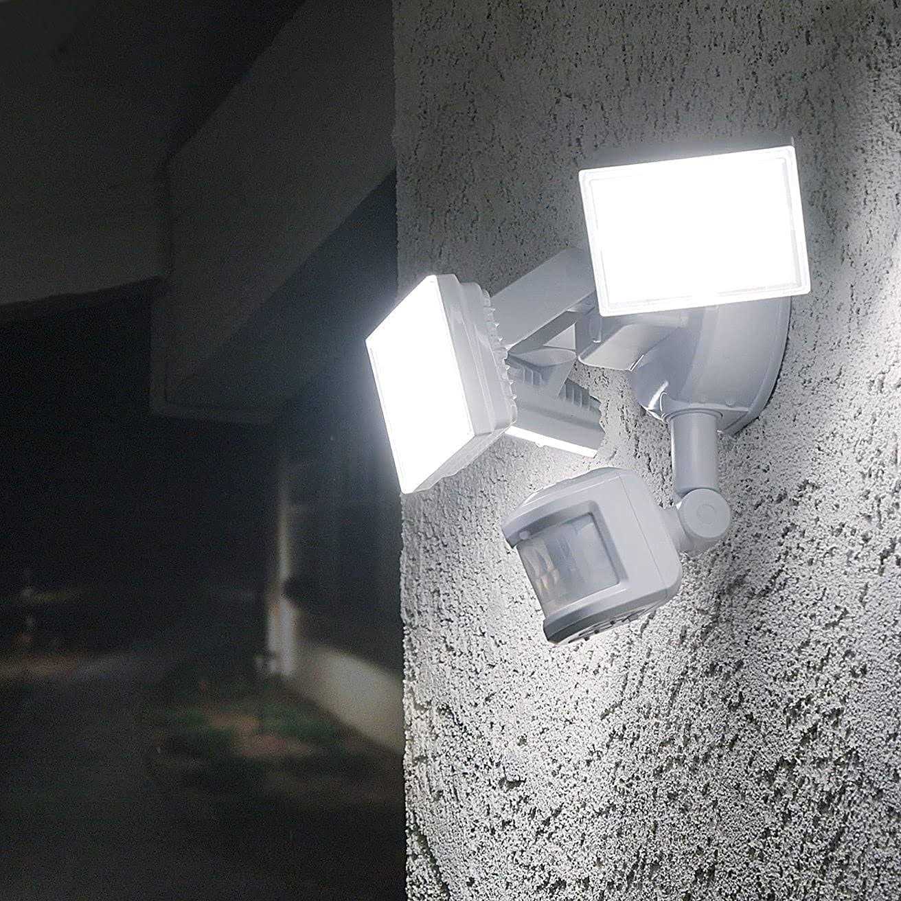 Koda LED Security Floodlight Motion Activated - Image 3