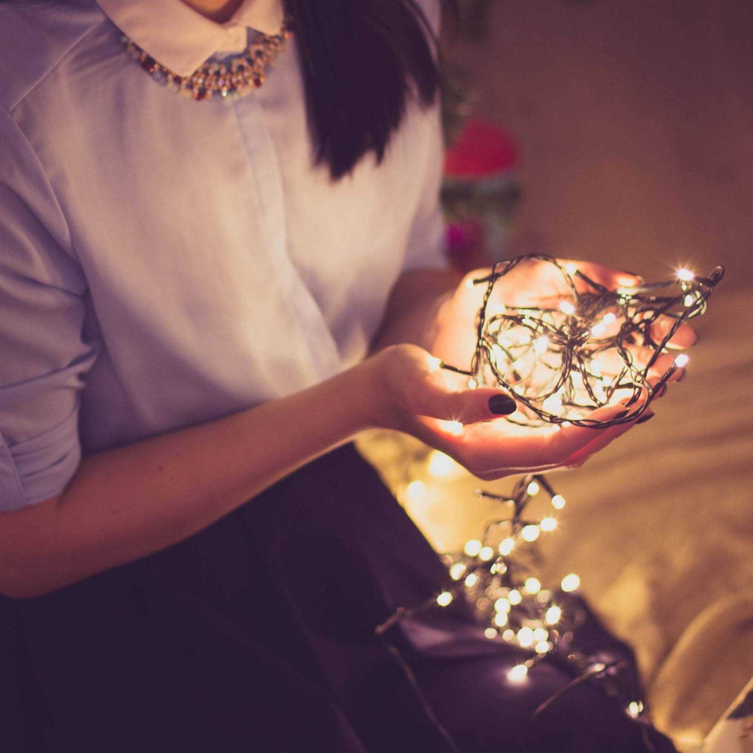 Northlight 10 B/O White LED Wide Angle Christmas Lights - Image 3