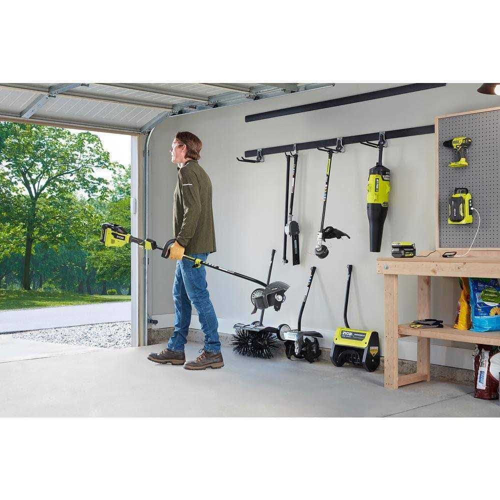 Ryobi Expand-It 17-1/2 in. Universal Hedge Trimmer Attachment - Image 3