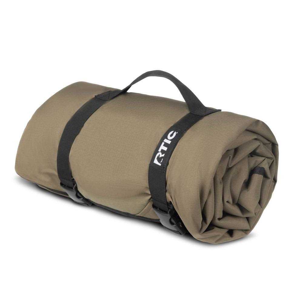 Rtic Anywhere Blanket Waterproof Portable Quilted Outdoor Mat for Picnic - Image 4