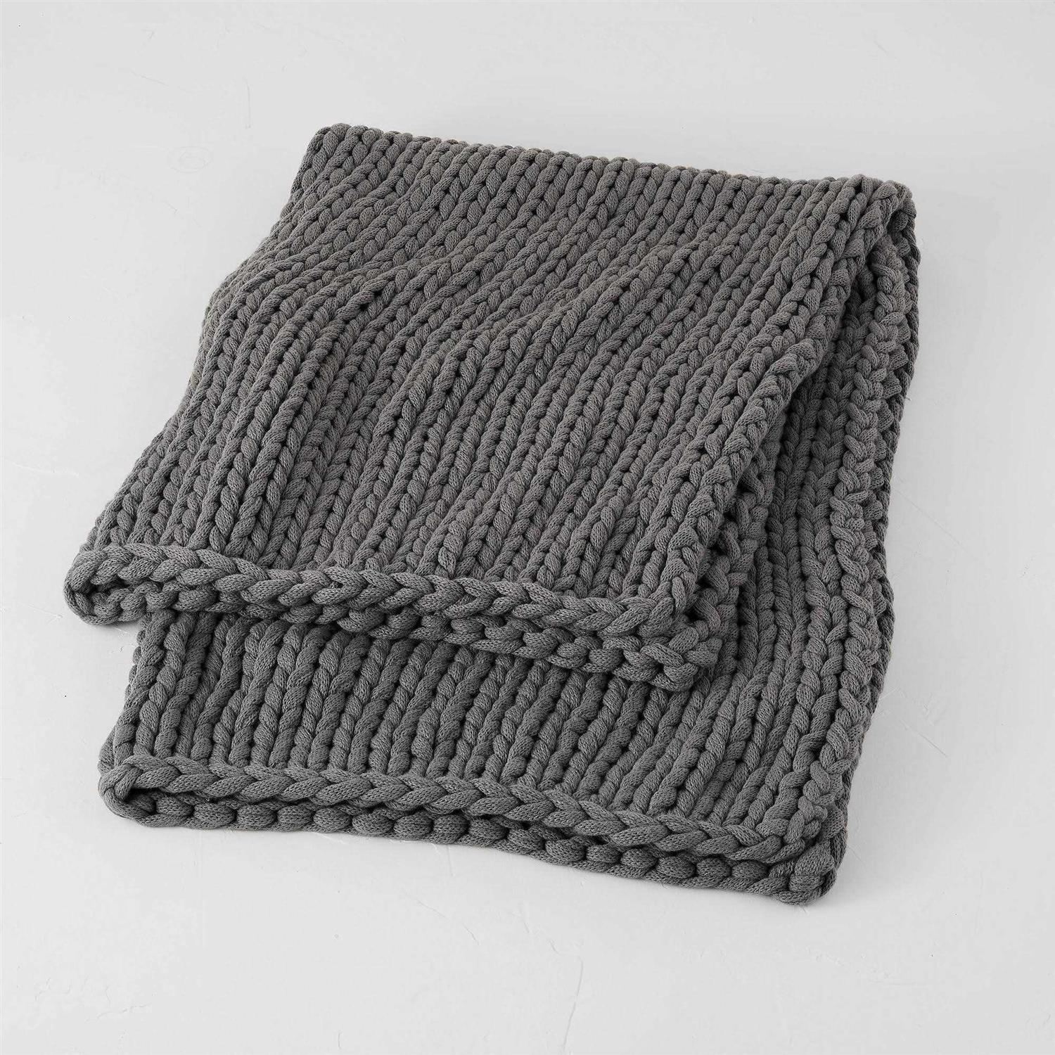 Casaluna 50x70 Oversized Solid Bed Throw - Image 3