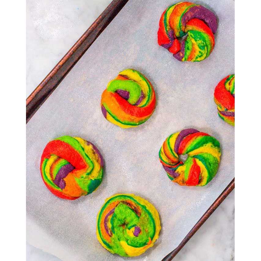 Brooklyn Brew Shop Rainbow Bagel Making Kit - Image 5