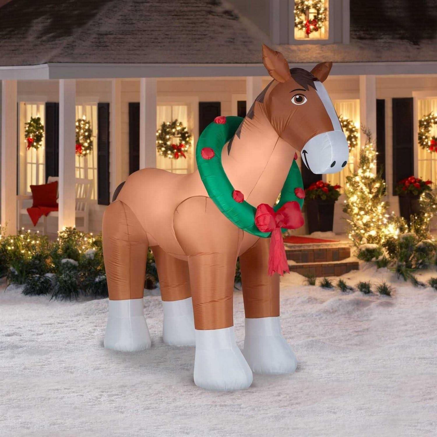 Christmas Inflatables 9-Foot Wide Clydesdale Horse Holiday Inflatable - Image 3