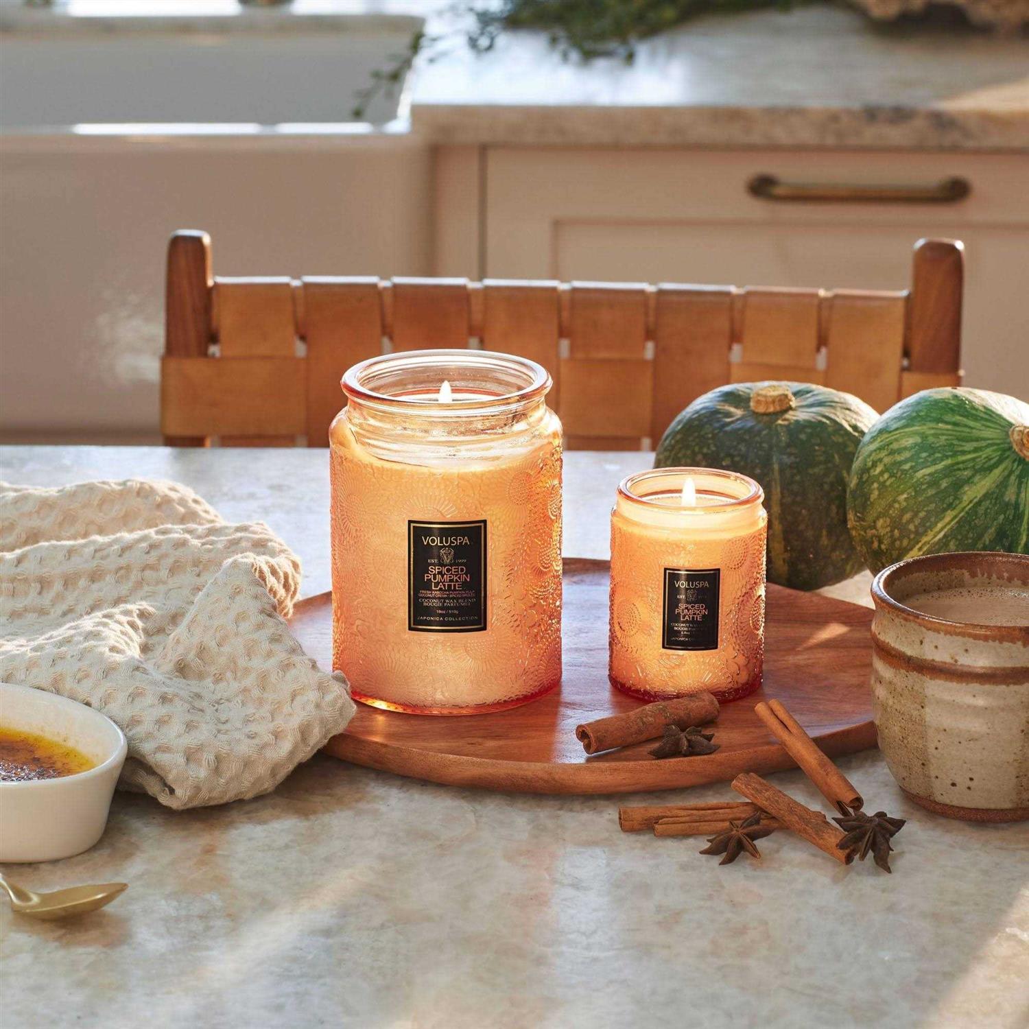 Voluspa Spiced Pumpkin Latte Large Jar Candle - Image 5